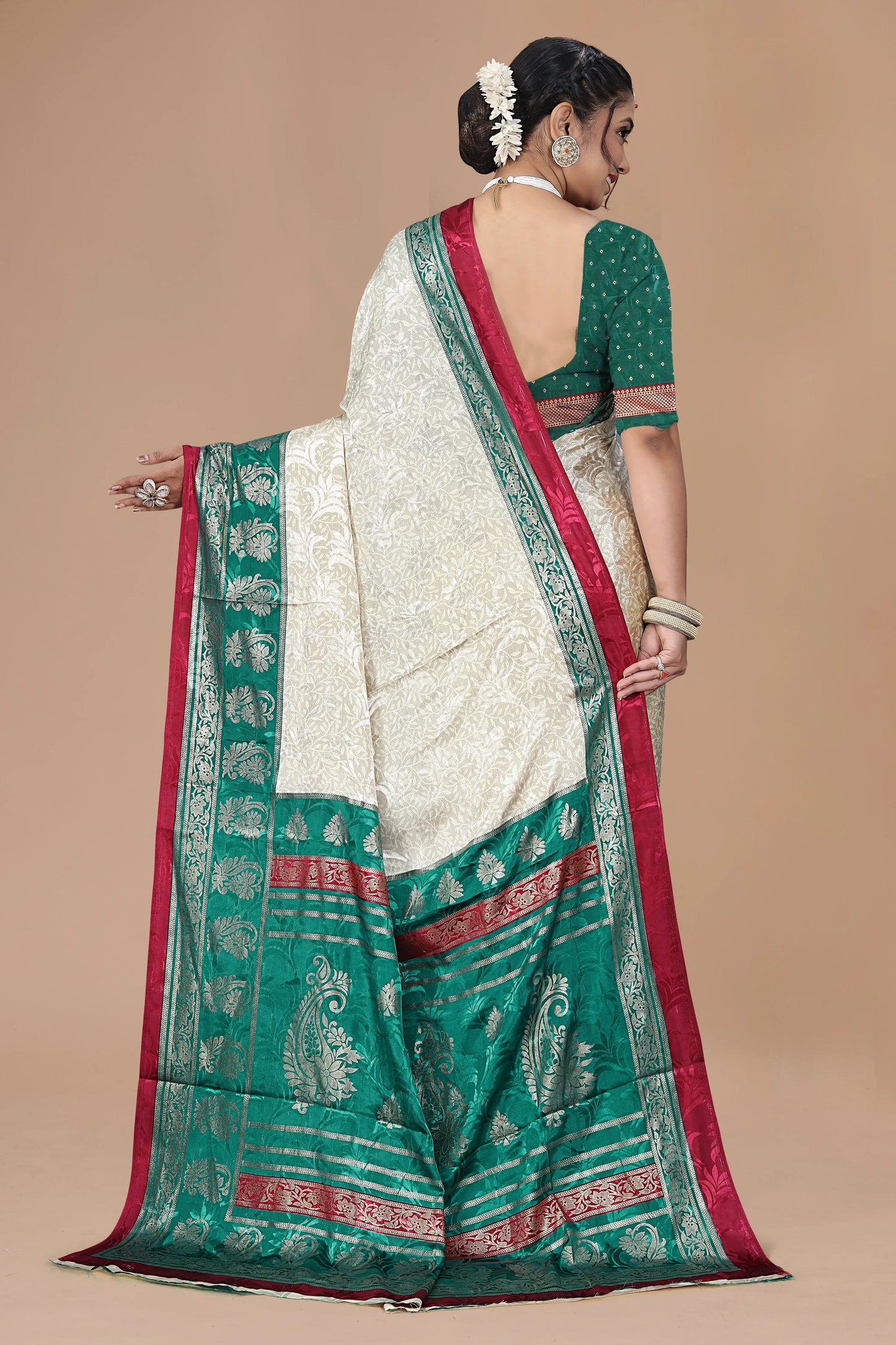Maharani Rajkanya Pass-Through Silk Saree